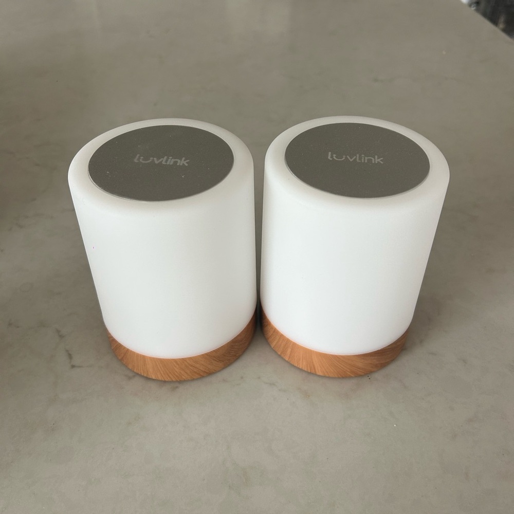 Luvlink White and Tan Smart Lights